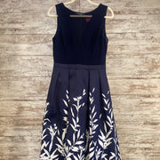 NAVY/WHITE FLORAL A LINE GOWN