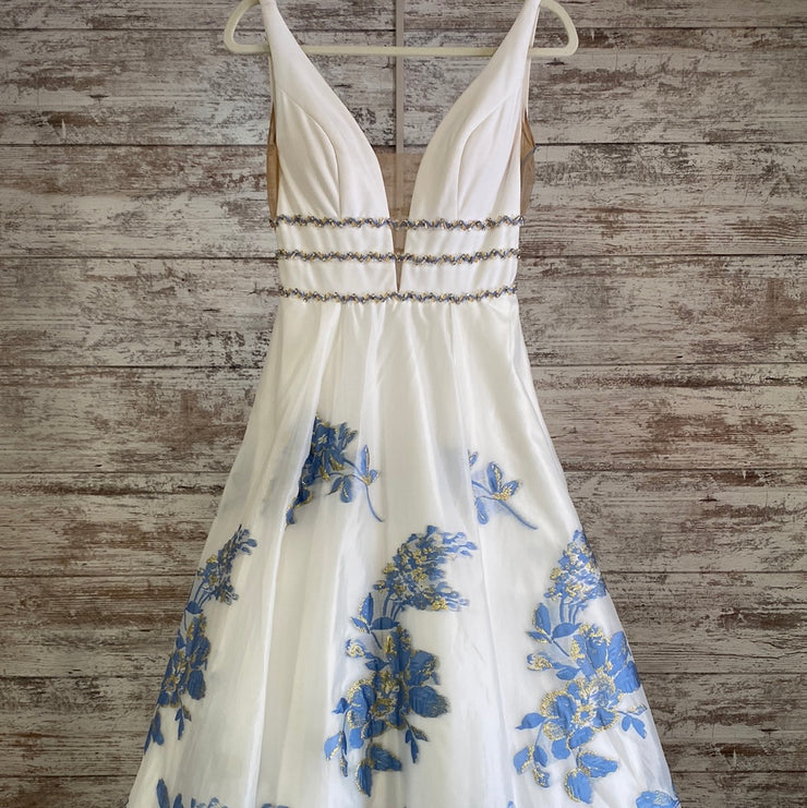 WHITE/FLORAL A LINE GOWN
