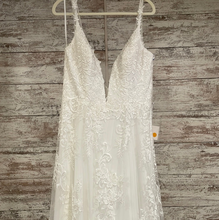 WHITE WEDDING GOWN (NEW)