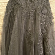 BLACK/FLORAL PRINCESS GOWN