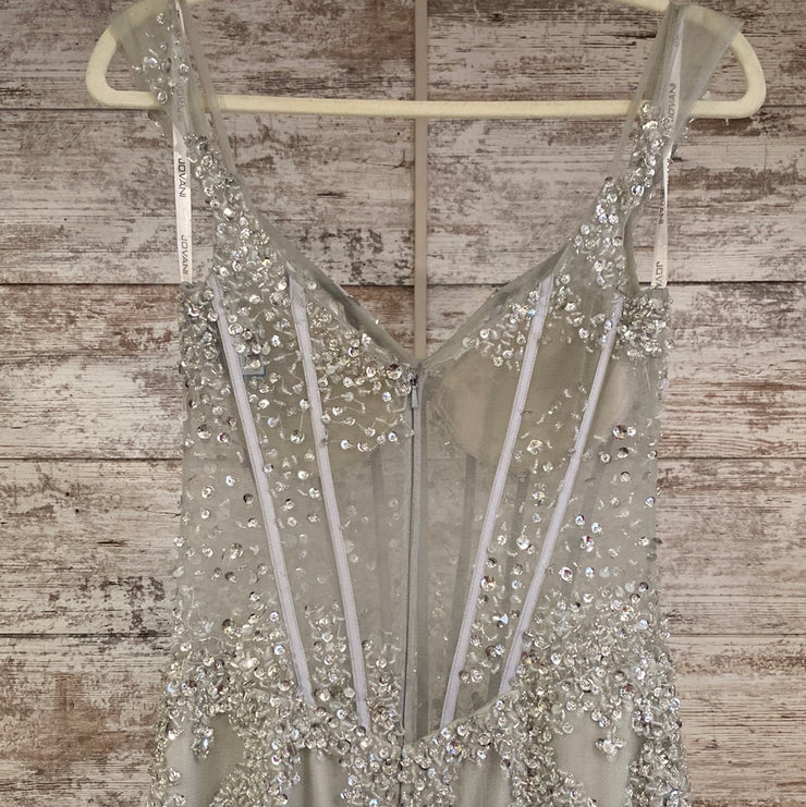 SILVER SPARKLY MERMAID GOWN