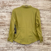 GREEN BUTTON UP TOP