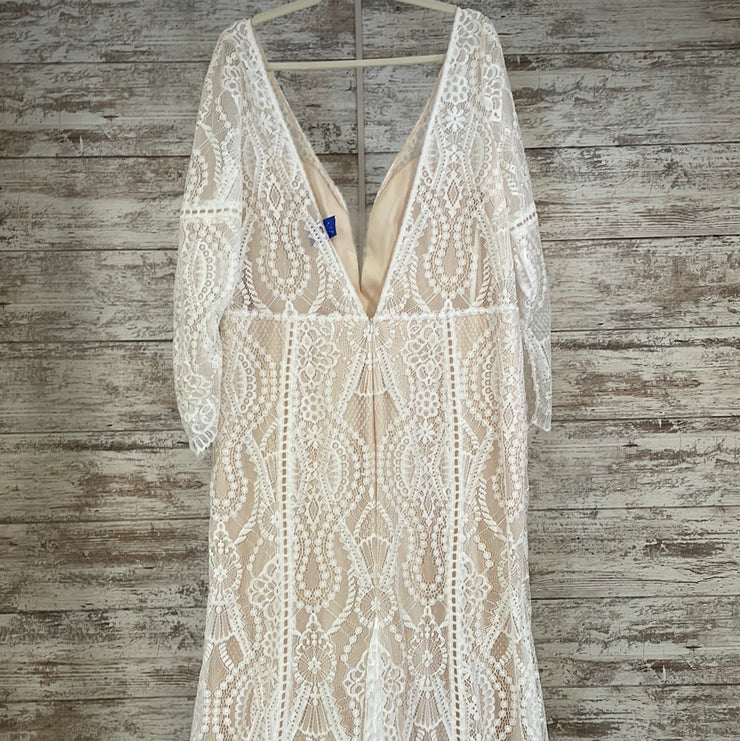 WHITE LACE WEDDING GOWN (NEW)