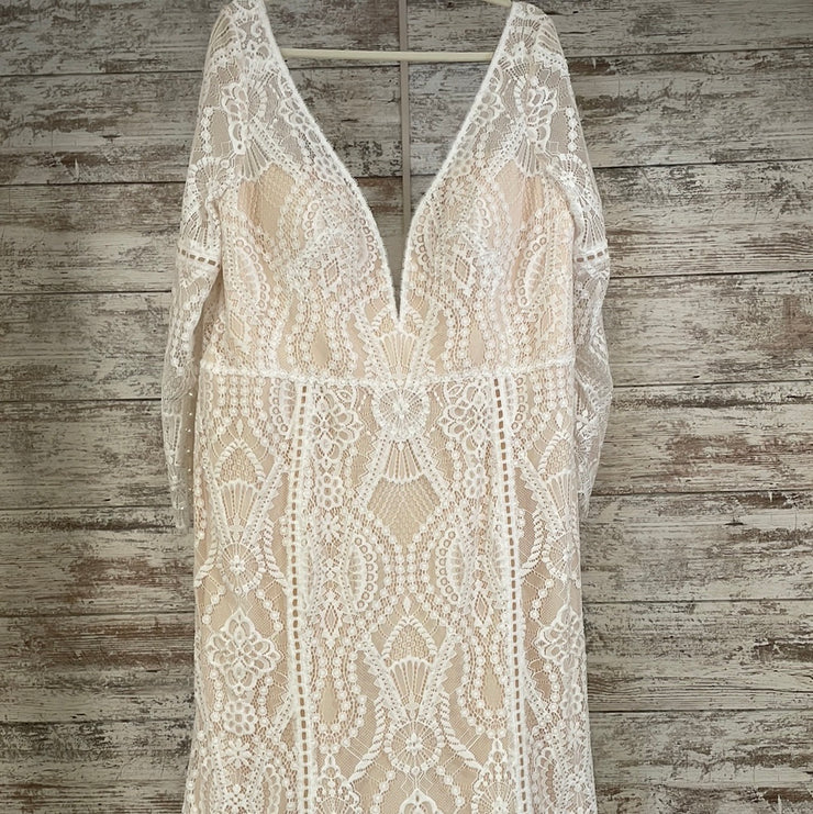 WHITE LACE WEDDING GOWN (NEW)