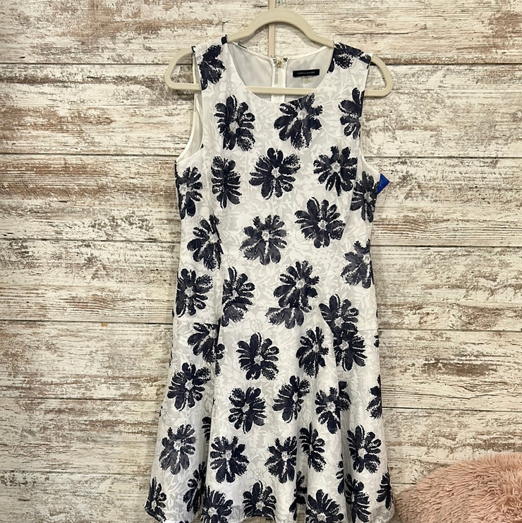 WHITE/NAVY FLORAL DRESS