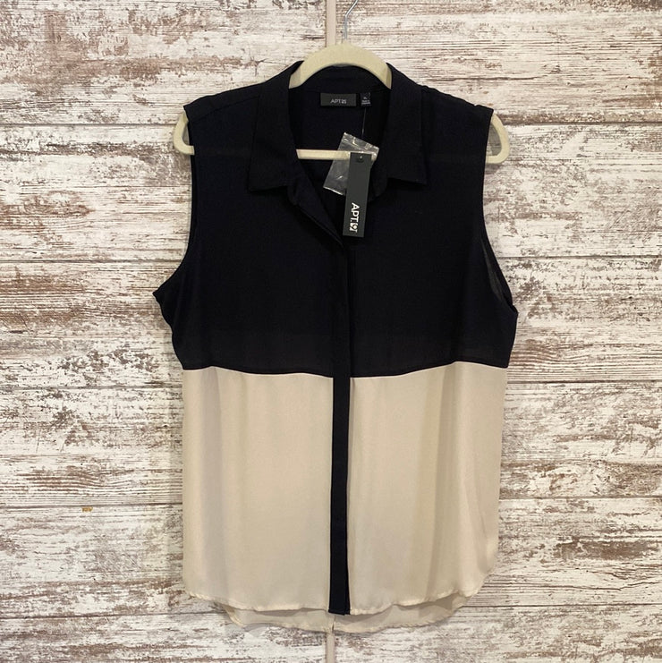 BLACK/IVORY SLEEVELESS TOP-NEW