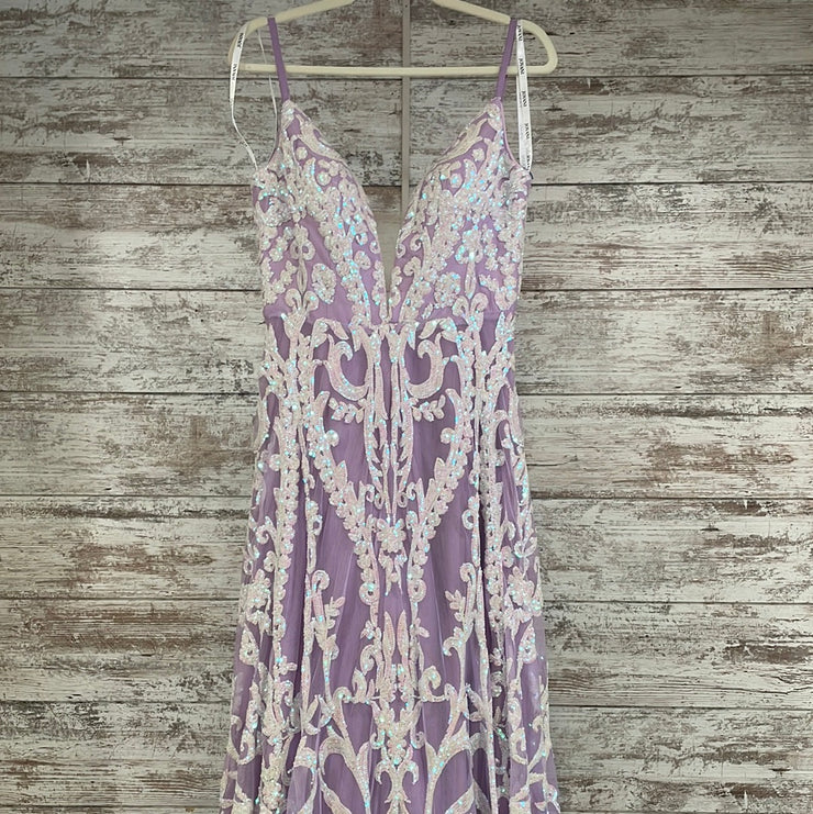 LAVENDER/WHITE A LINE GOWN-NEW
