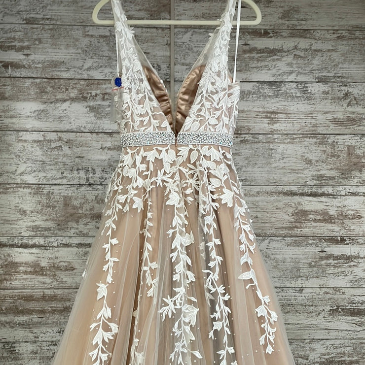 WHITE/TAN PRINCESS GOWN (NEW)