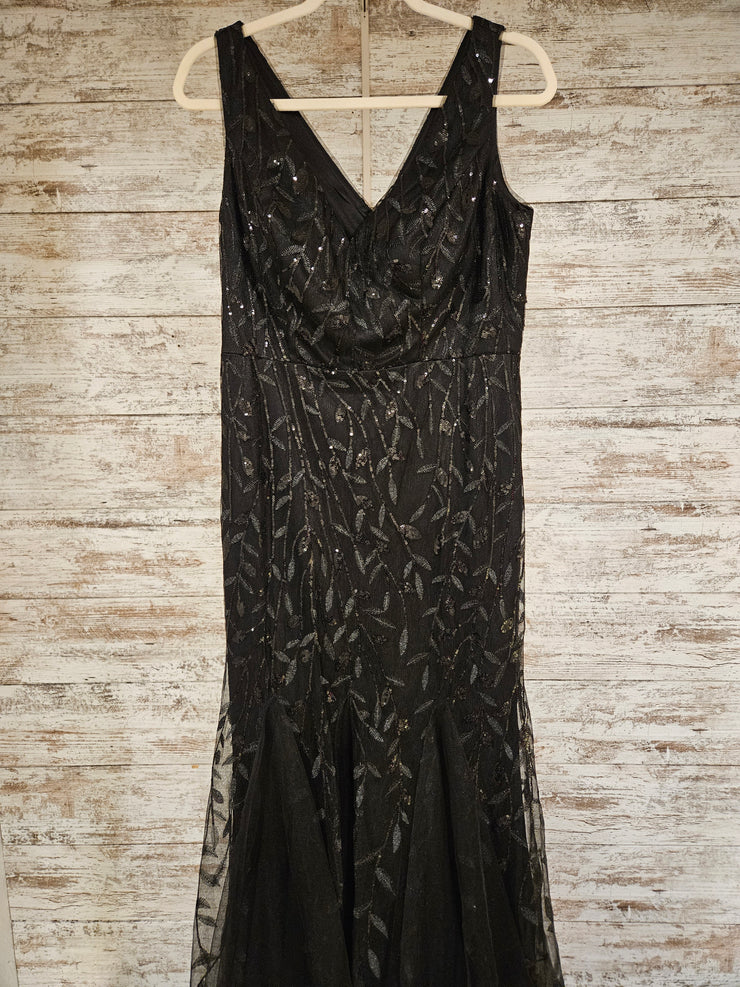 BLACK SPARKLY LONG DRESS (NEW)