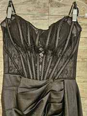 BLACK LONG EVENING GOWN