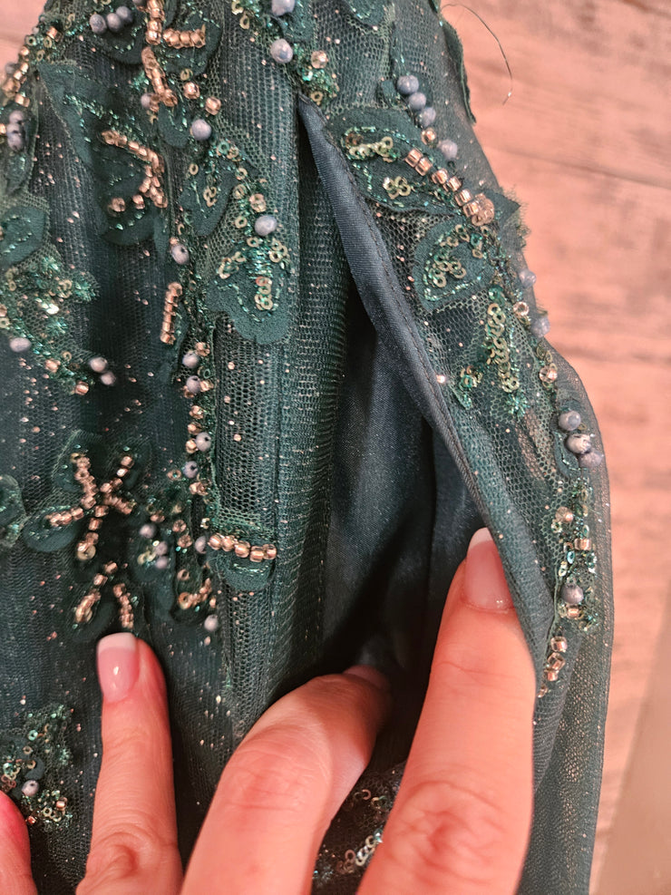 GREEN SPARKLY A LINE GOWN