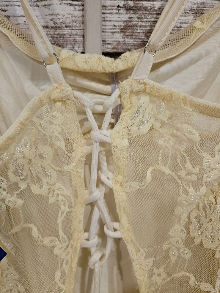 YELLOW LACE SHORT DRESS