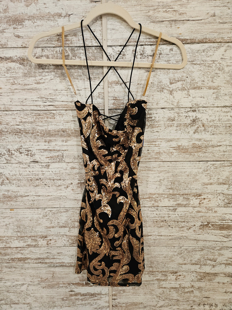 BLACK/GOLD SPARKLY SHORT DRESS