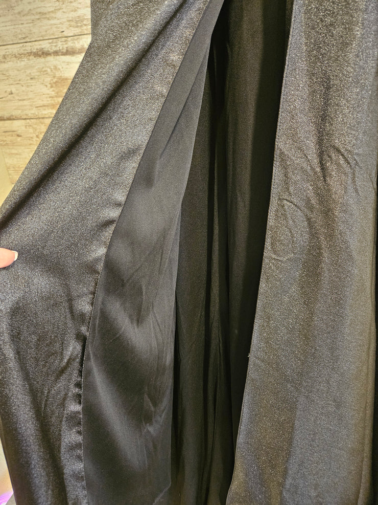 BLACK LONG EVENING GOWN