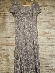 GRAY/FLORAL LONG EVENING GOWN