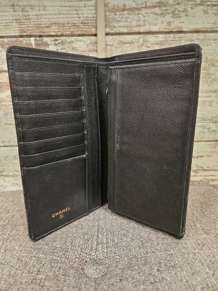 BLACK CAVIER LEATHER WALLE$595