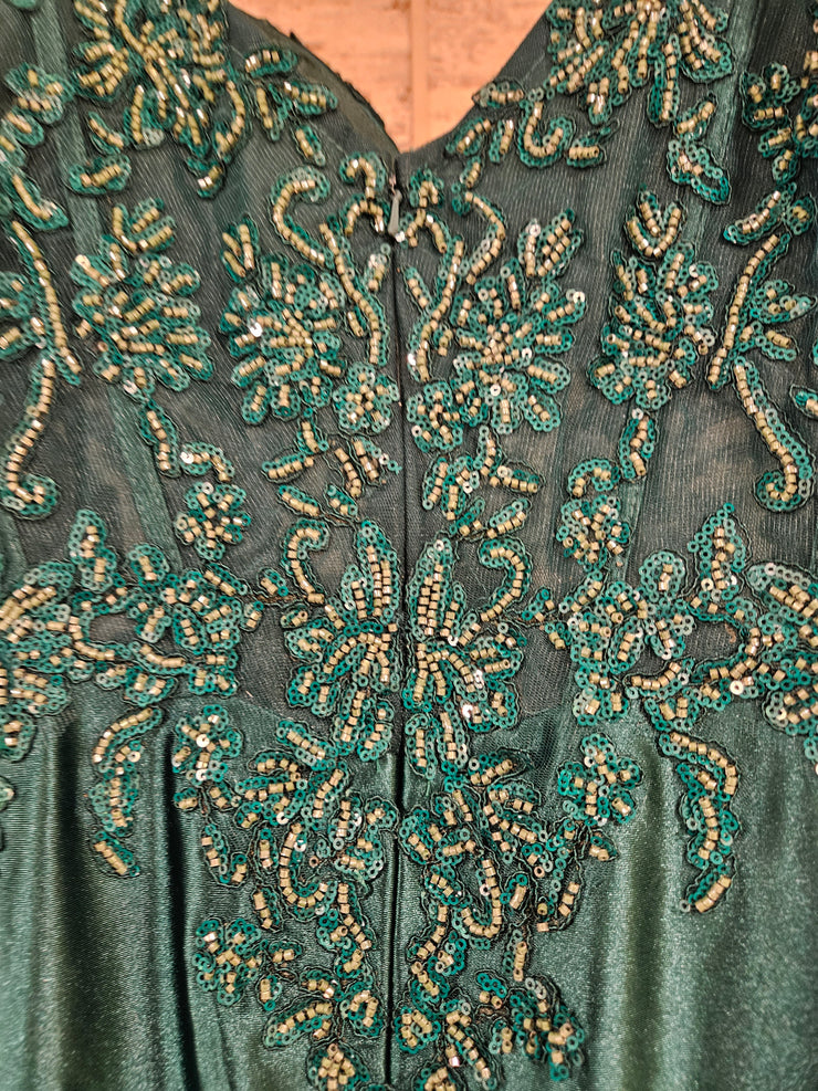 GREEN LONG EVENING GOWN (NEW)