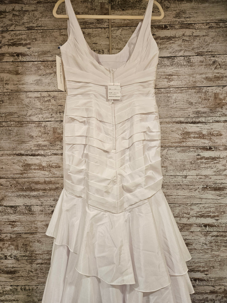 WHITE WEDDING GOWN (NEW) $499