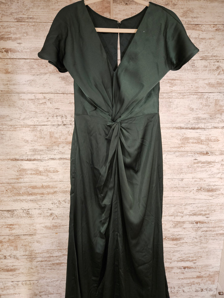 GREEN LONG EVENING GOWN