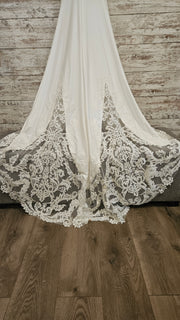 WHITE WEDDING GOWN - NEW $1099