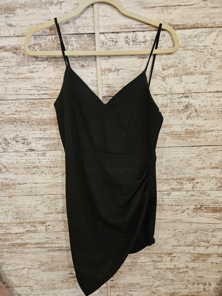 BLACK SHORT DRESS