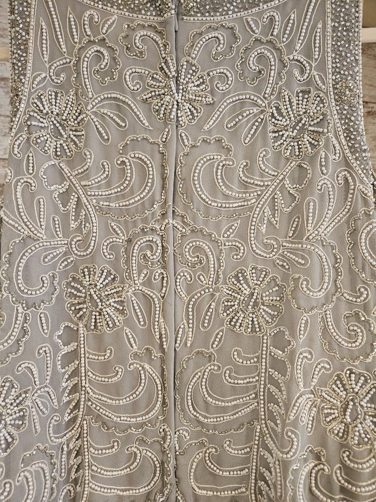 GRAY/WHITE LONG DRESS (NEW)