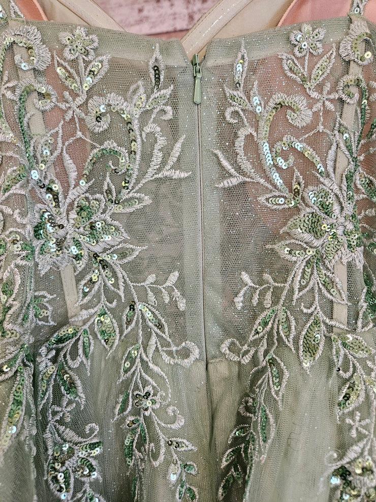 GREEN/FLORAL A LINE GOWN