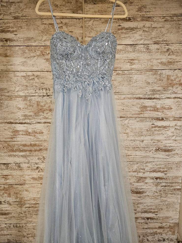 BLUE/FLORAL A LINE GOWNI