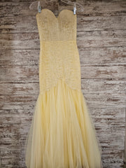 YELLOW/LACE MERMAID GOWN