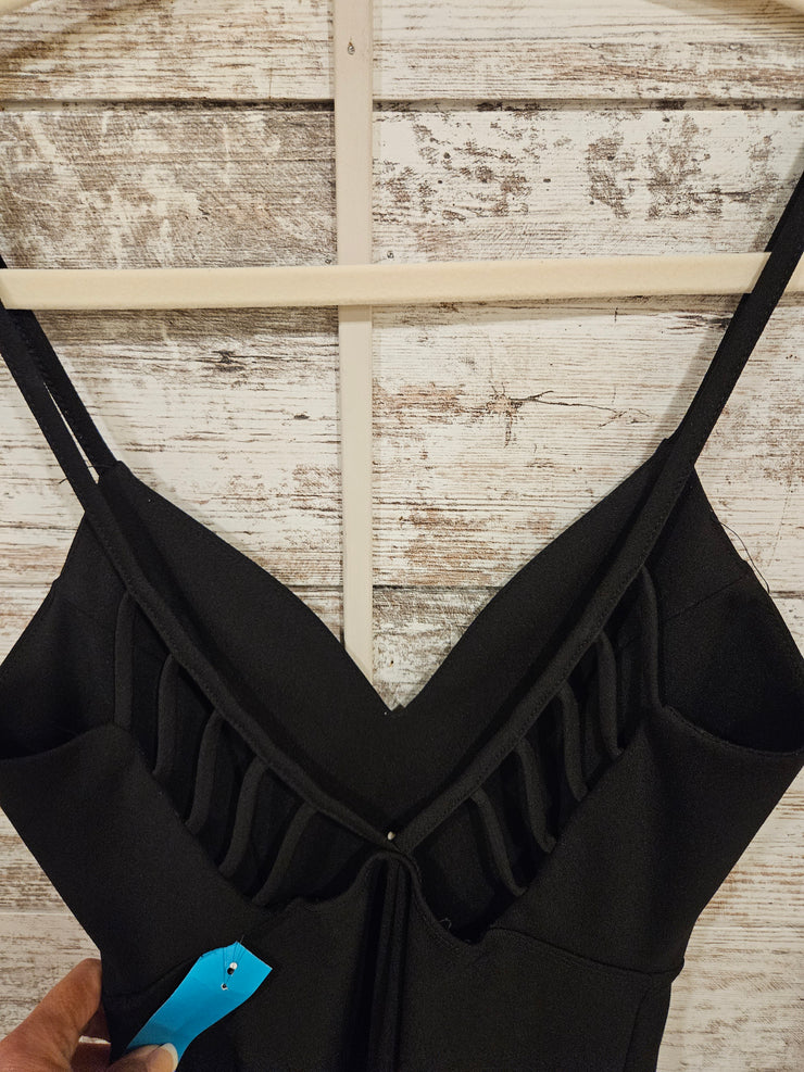 BLACK SHORT DRESS