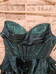 GREEN TIERED SHORT DRESS (NEW)