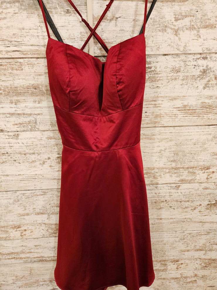 BURGUNDY SHORT DRESS