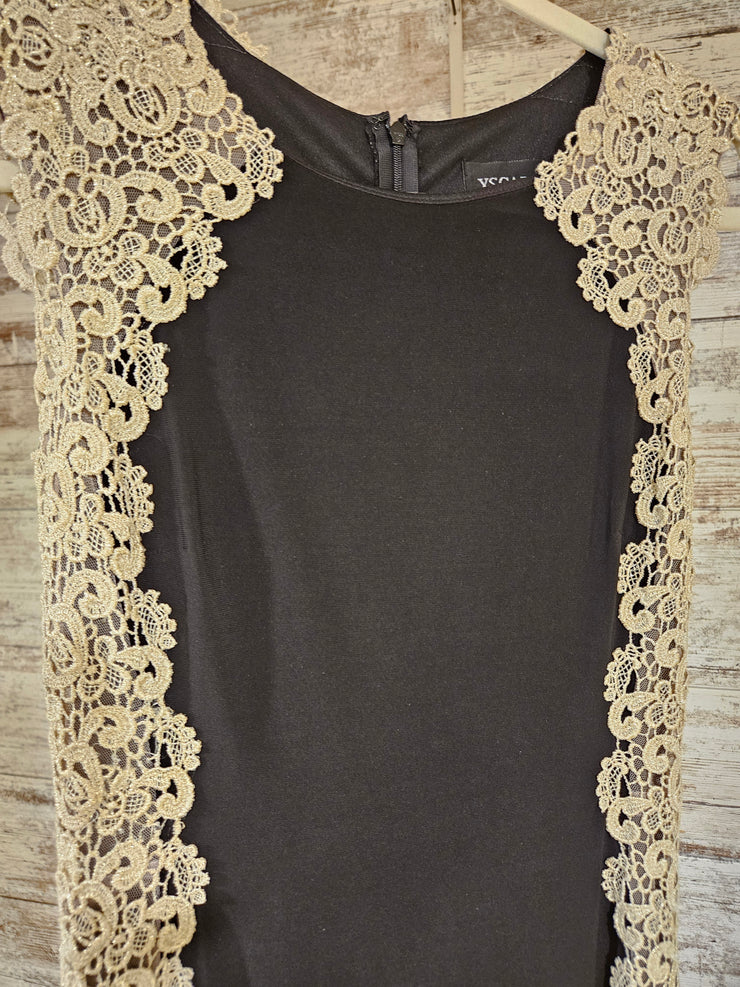 BLACK/GOLD LONG EVENING GOWN