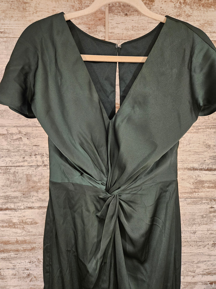 GREEN LONG EVENING GOWN