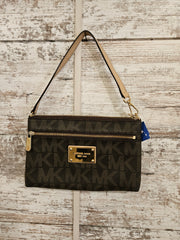 BROWN SIGNATURE WRISTLET $178
