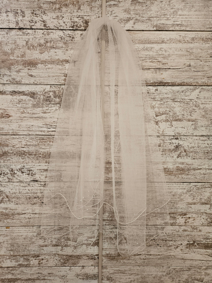 WHITE WEDDING VEIL