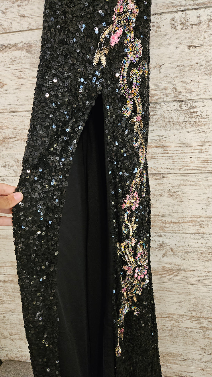 BLACK/GOLD SEQUIN DRESS (NEW)