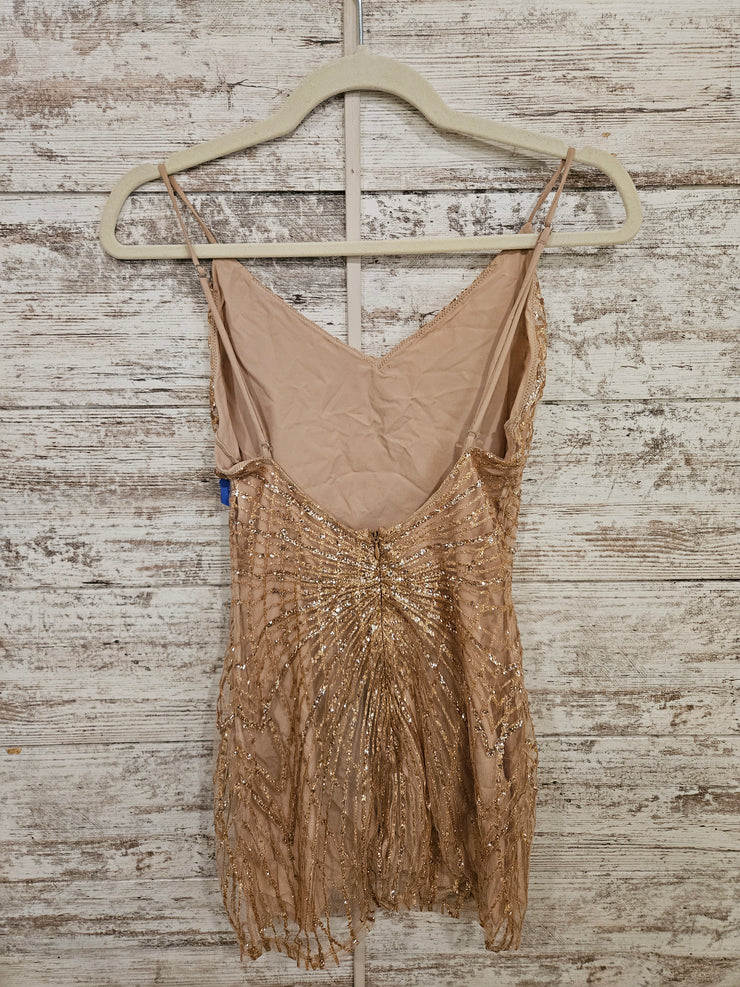 GOLD SPARKLY SHORT DRESS (NEW)