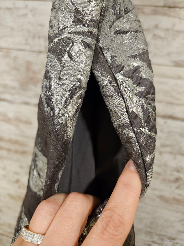 GRAY/FLORAL A LINE GOWN (NEW)