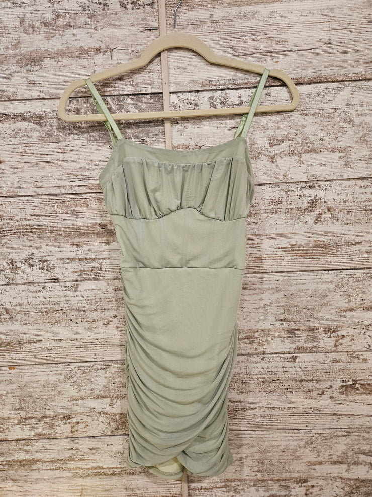 GREEN SHORT DRESS