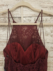 BURGUNDY SPARKLY SHORT DRESS