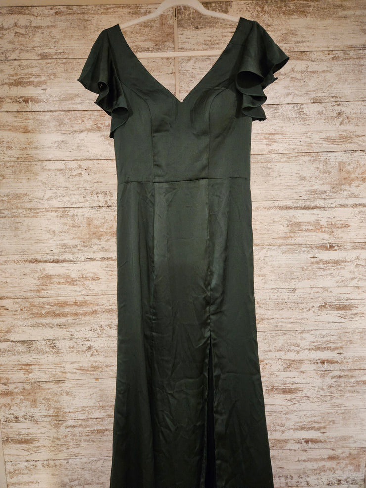 GREEN LONG EVENING GOWN