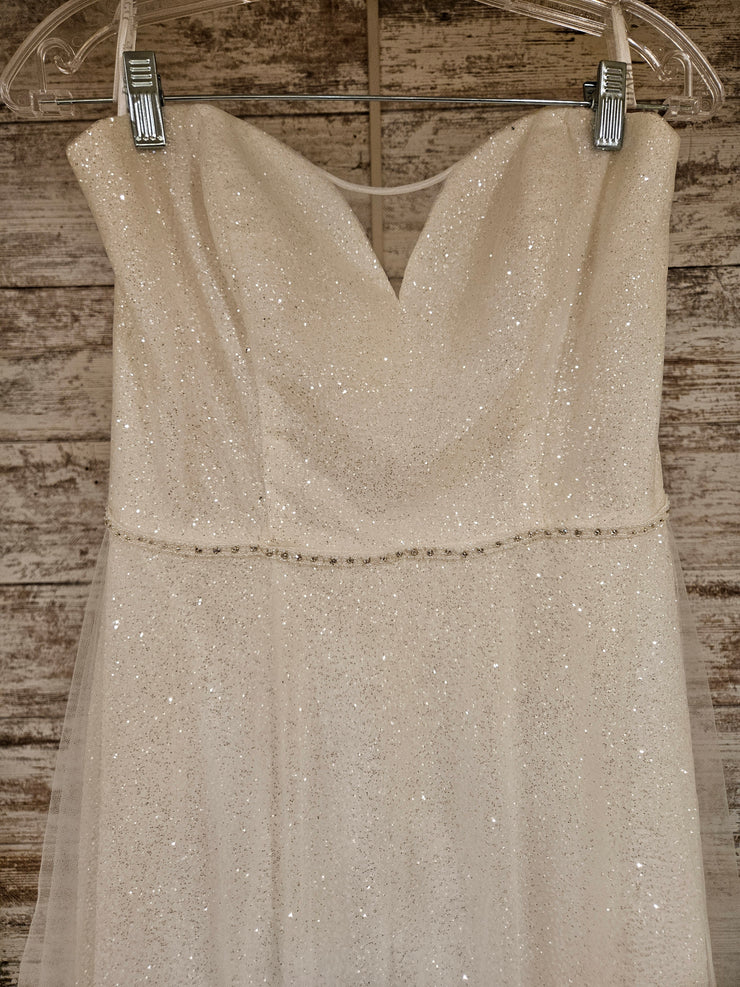 WHITE WEDDING GOWN (NEW) $599