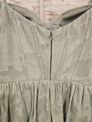 GREEN LONG EVENING GOWN