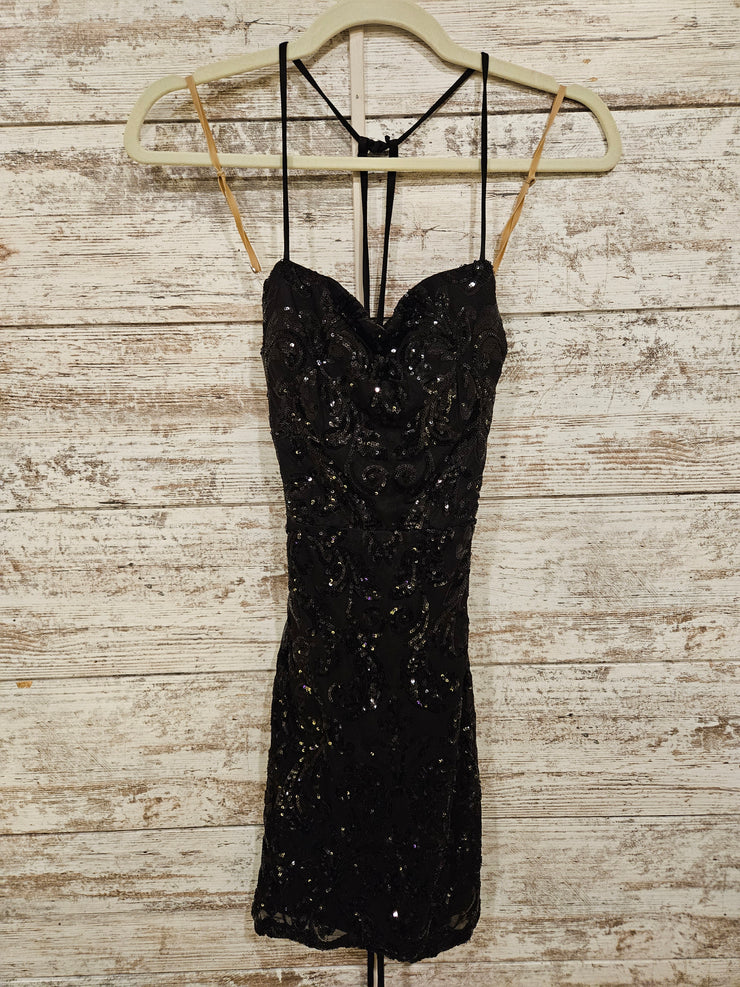 BLACK SPARKLY SHORT DRESS