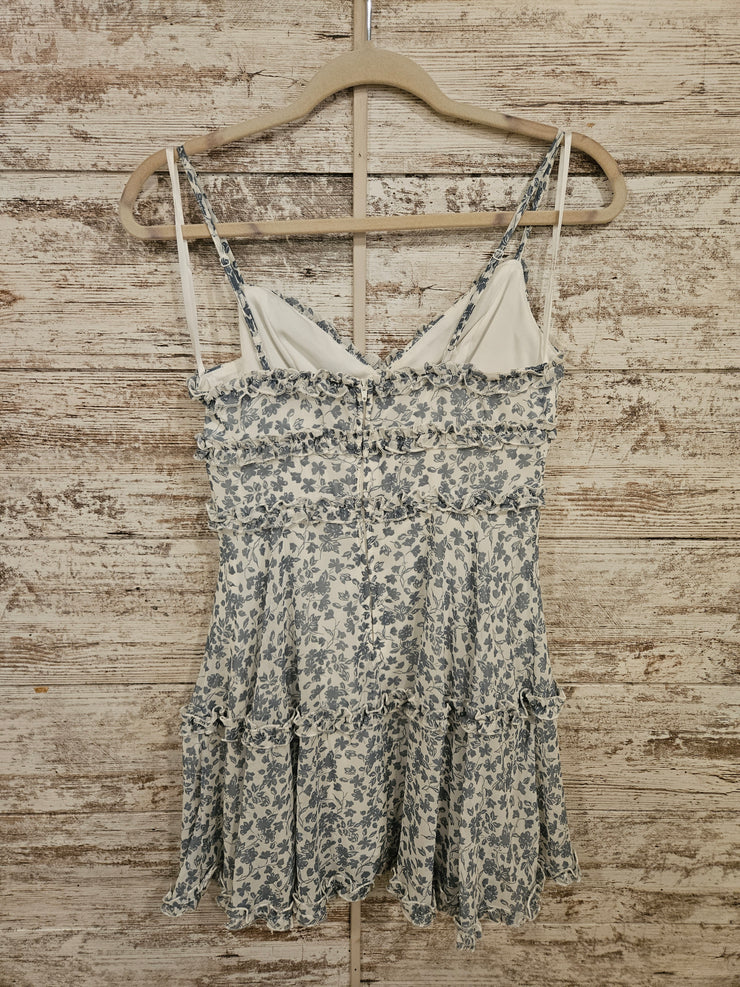 BLUE/WHITE FLORAL SHORT DRESS