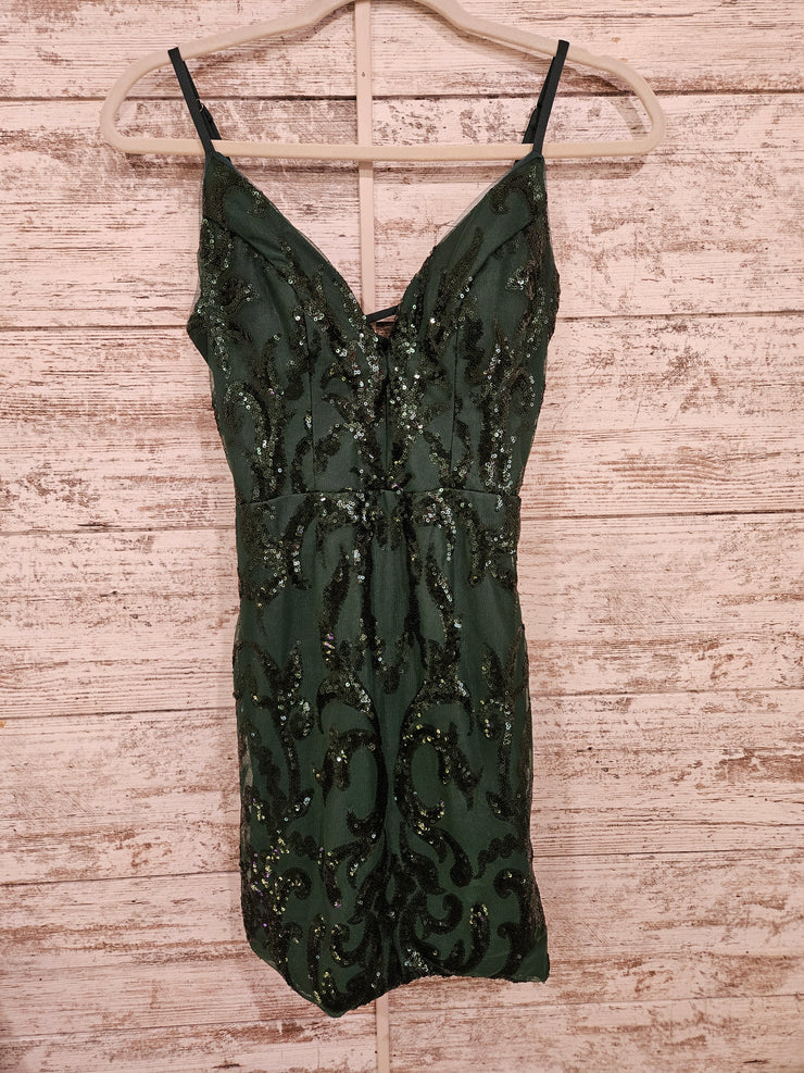 GREEN SPARKLY SHORT DRESS
