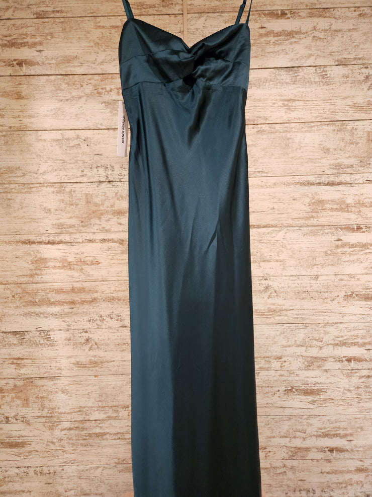 GREEN LONG EVENING GOWN (NEW)