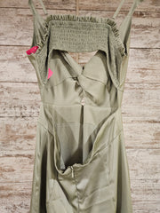 GREEN RUFFLED LONG EVENING GOW