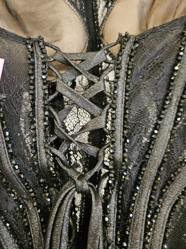 BLACK LONG EVENING GOWN